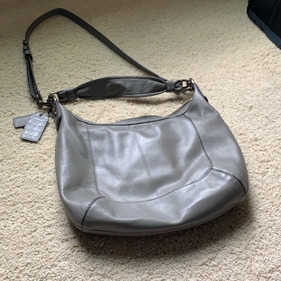 Classic Coach Hobo/Crossbody - Picture 4 of 6